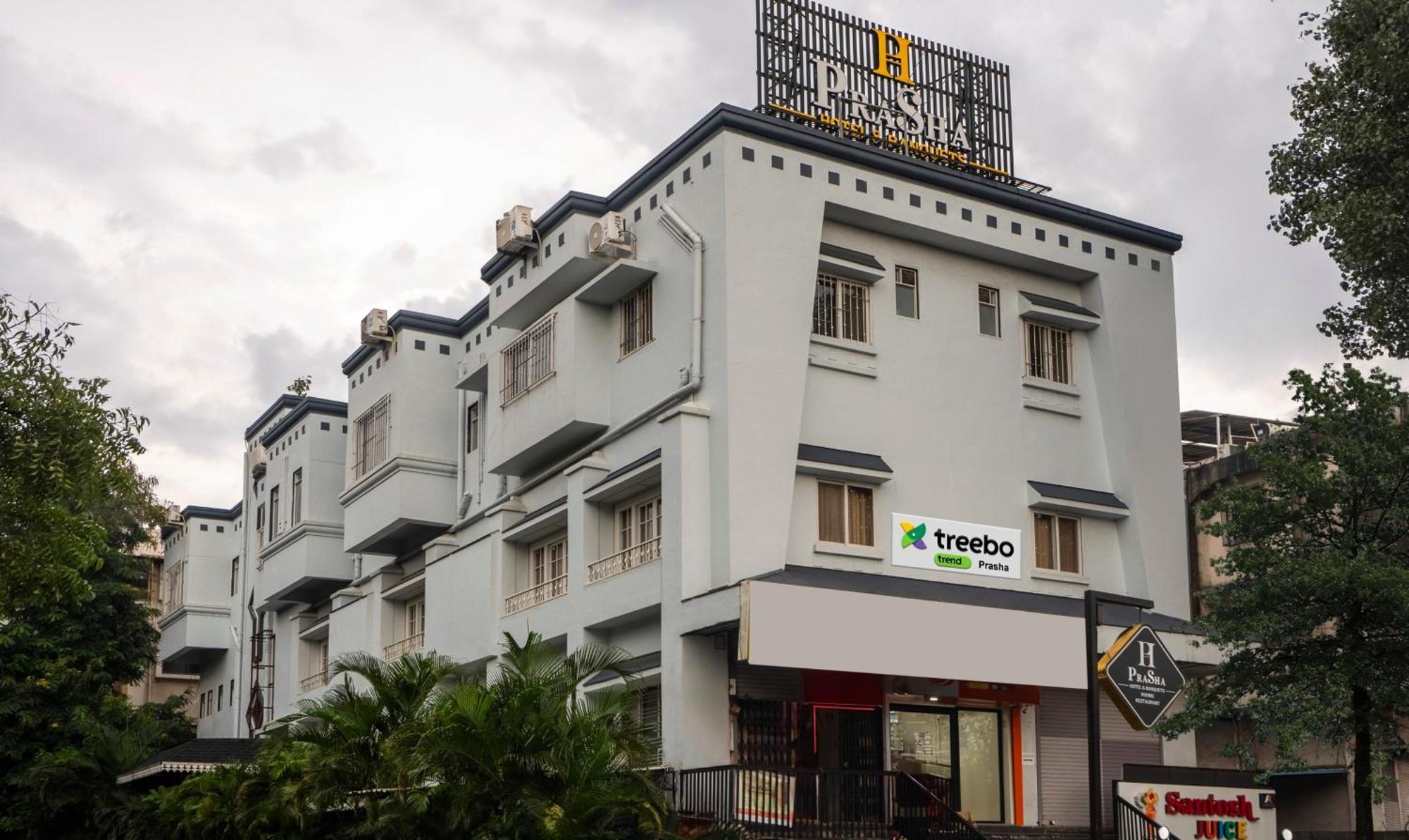 Treebo Prasha Hotel Nászik Kültér fotó